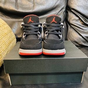 Bred 4 size 6C